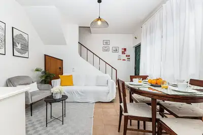 Image de Casa Gaivota | Traditional house in central Lagos