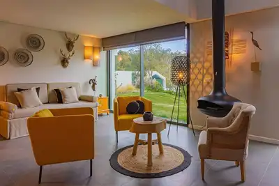 Image de Relaxing holiday Villa with two bedroom, pool, spa & gym, Cerrado das Fontainhas