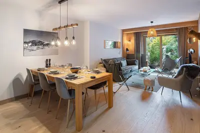 Image de Appartement cosy à Rochebrune, piscine et parking