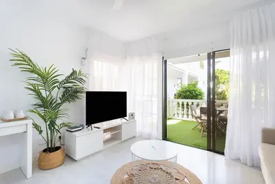 Image de The White apartment in Amarilla Golf