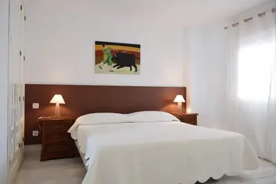 Image de Bright 2 Bedroom, First Floor F-4