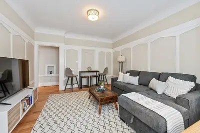 Image de Classic Richmond Flat with 1br/1ba Comfort Near Golden Gate Park, Lincoln Park & Dining Corridors