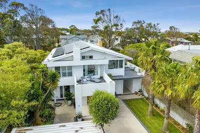 Luxury Private Retreat On Central