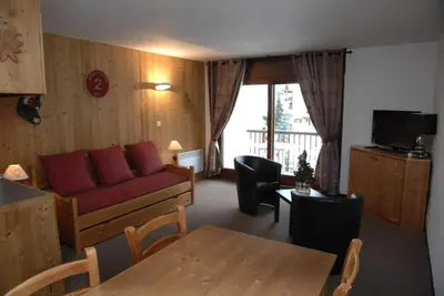 Image de À 220m des pistes de ski, 3ème étage, balcon, parking, télévision, casier à ski, 40m², Valloire