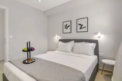 Image de Boutique 2br apartment in villa. Shared pool. Partial seaview