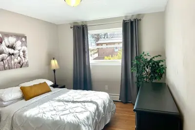 Image de Humble Family Escape w/ Ping-Pong, Near Downtown Hickory