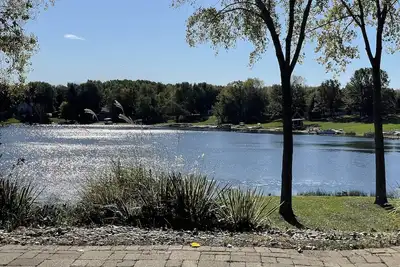 Image de Island Lakehouse & Golf Retreat – in the Heart of Michigan. Sleeps 10.