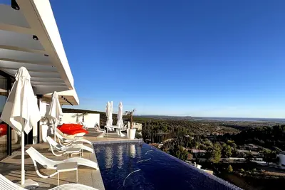 Image de Villa d'architecte luxueuse proche Leucate 6 chambres, 6 salles de bains