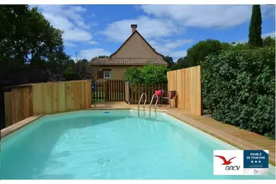 Image de Climatisé tout confort, jardin, piscine privée  et chauffée, animaux acceptés