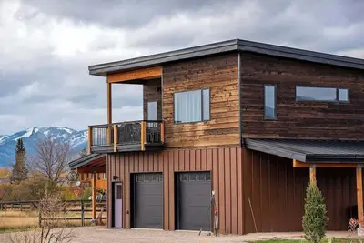 Downtown - Centrally located to Parks & Resorts