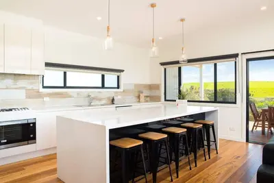 Image de Beachcomber Sunset - Located in Smiths Beach, the best part of Phillip Island