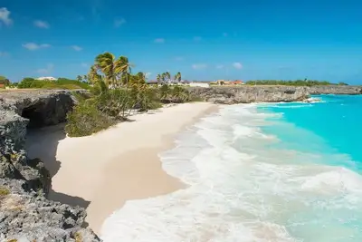 Image de Lovely villa with private pool near beautiful Bottom Bay beach