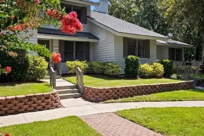 Image de Shipyard Plantation-Large 3 Br/3. 5 Ba Villa - Close to the Beach