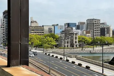 Image de 2br good for 6ppl overlooking Peace Park w\/ Wifi!