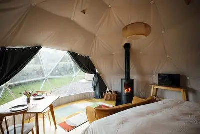 Image de Bluebell, Luxury Dome with private Hot Tub