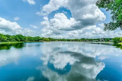 Image de *New* Peaceful Lake house on private lake!