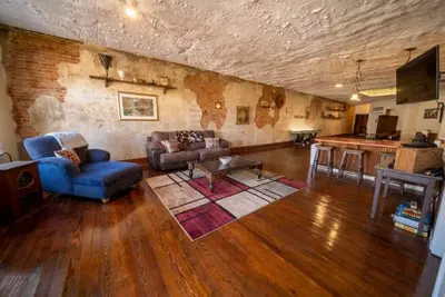 Image de Large Unique 2-Bedroom Gamed Themed Loft