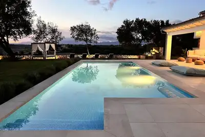 Image de Es Mirador de Vernissa. Jacuzzi, sauna and pool