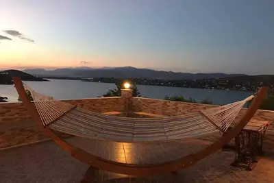 Image de For short stay get in touch– Luxury House with Sea Views winter or summer