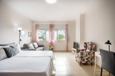 Image de Home2Book Cozy Studio Bajamar, Wifi