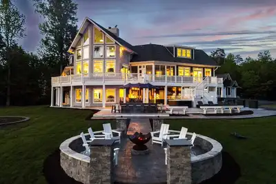Image de Lka All Day! - An Expansive Waterfront Retreat on Lake Anna