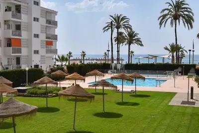 Image de Ref: 282 Apartment in beachfront complex with garden and pool view