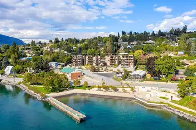 Image de Immaculate condo-pool+private deck-Lake Chelan
