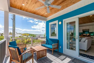 Image de Turtle Dreams - Guana Cay, In the Settlement