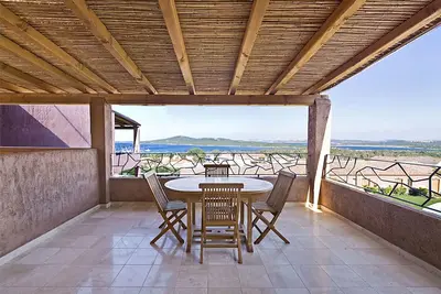 Apartment with beautiful sea view