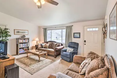 Image de 36 Miles to Glacier Park! Cozy, Montana Home