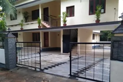 Kadaplackal residency