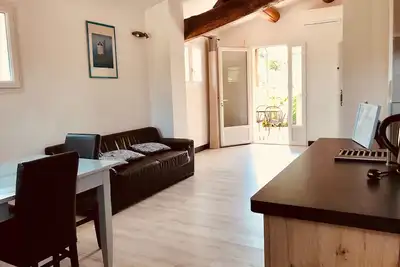 Image de 2 Bedroom Apartment in Malaucene
