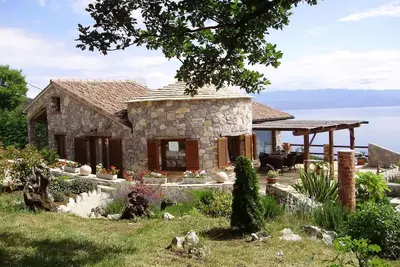 Image de Villa Tramontana - Stone villa with pool & sea view a few minutes from the beach!