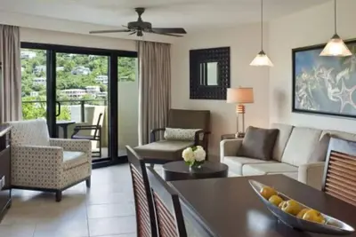 Image de One Bed Townhouse with Sunset Facing Balcony