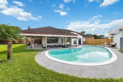 Image de Houston Little Saigon, 4 Bedrooms with Pool, Heart of Houston Asian Town