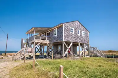 Image de Soundfront, Dogs Welcome, Boat Slip, Water Access, & Panoramic Sound Views