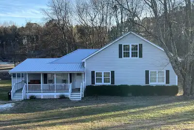 Image de 4 Bedroom, 3 Baths  - Sleeps 8+