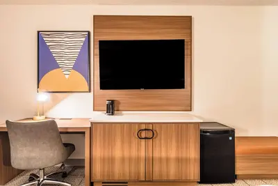 Image de 2 Pet-friendly Units w/ Free Parking, Outdoor Pool, Near Point North Park!