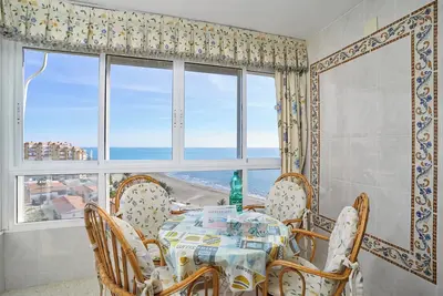 Image de Studio « Frontline Beautiful Studio A48 » avec vue mer, piscine partagée et Wi-Fi