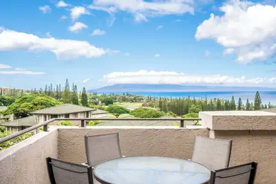 Image de Experience Unmatched Comfort with Magnificent Panoramic Views and Ac!