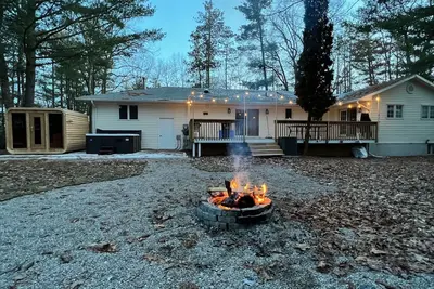 Image de Grand Bend -Beach Spa Retreat - Villa Nicole