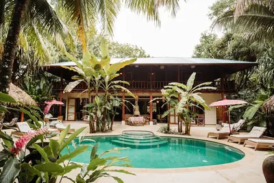 Image de Une belle propriété en bord de mer au coeur de Santa Teresa