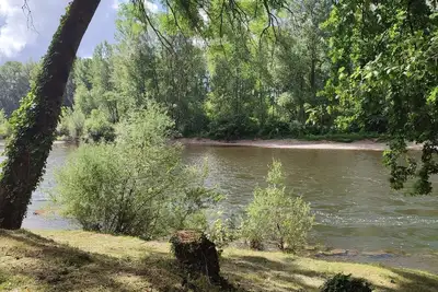 Image de Mobil home intimiste en face de la Dordogne