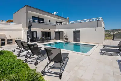 Image de Luxury Villa Bonaza with Pool