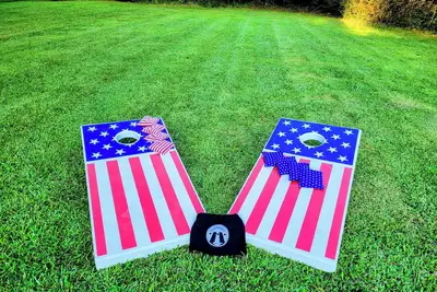 Image de Fire Pit🔥 Walk to Town. 1st floor King Bed & Walk in Shower! Monthly Discounts!