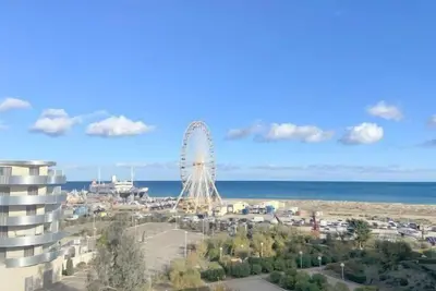 Image de Appartement cosy avec très belle vue sur la mer et parking privé 4gp162