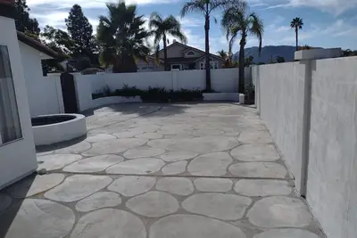 Image de Views of Lake Full House with Private Pool!