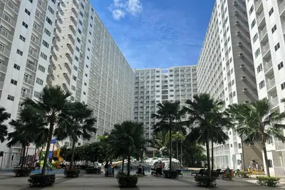 Image de 1 Br 1 Bath Modern Condotel at Mall of Asia complex, Philippines