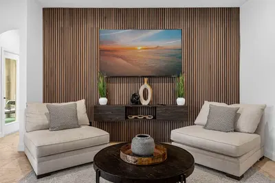 Image de Gorgeous 7bd villa w/ heated pool, Bbq and themed rooms 5 mi from Disney