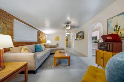 Image de Reid Park / Sleeps 8 / 4br / Remodeled / Fenced